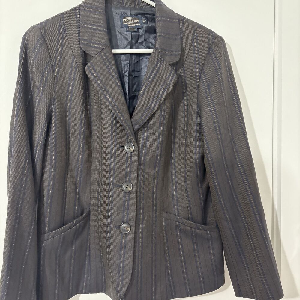 Pendleton Ladies 10P Brown striped Virgin Wool Button Blazer Professional